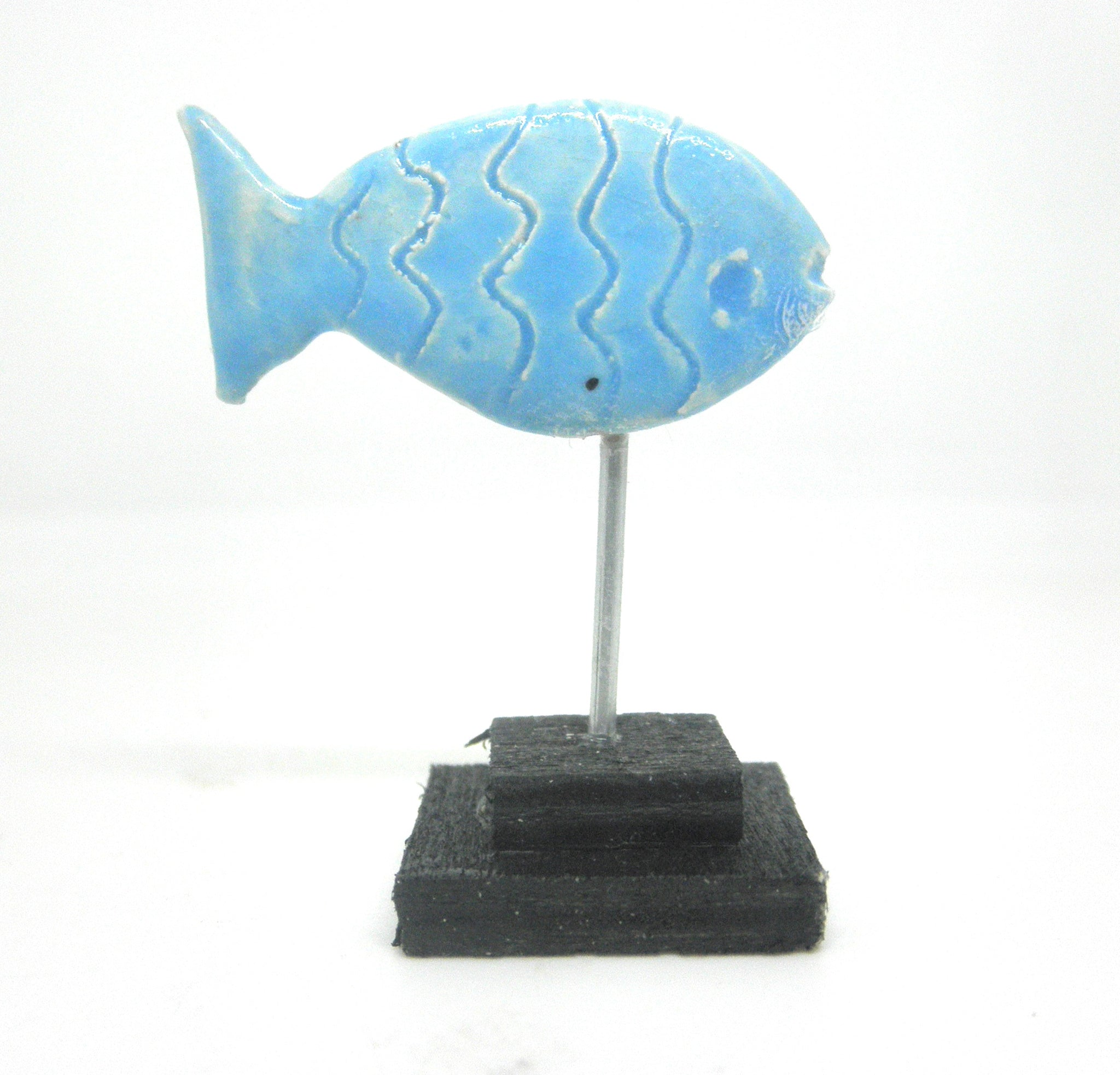 Miniature beach decor fish sculpture - basque blue