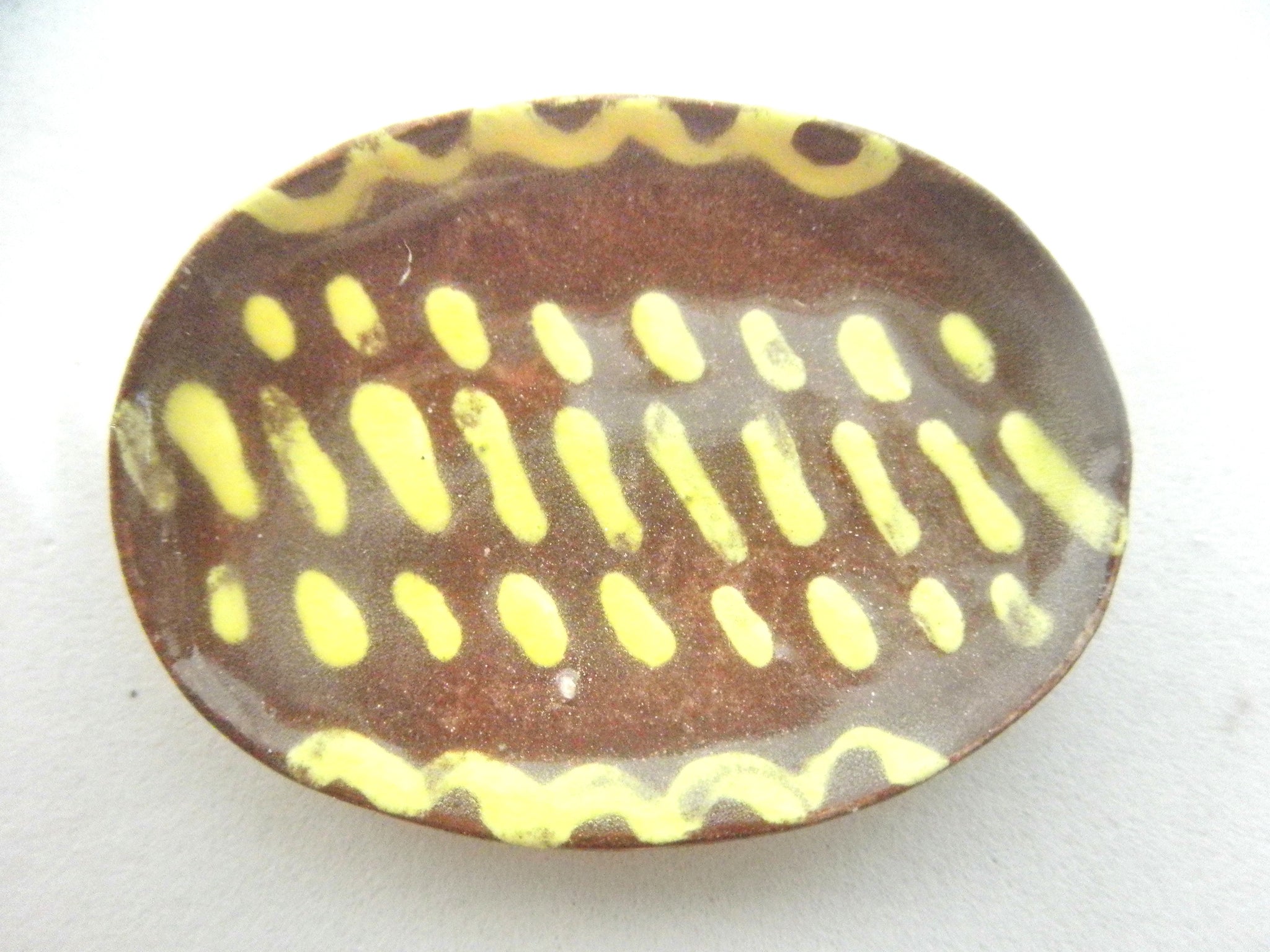 Miniature Pennsylvania slipware oblong dish - dashes
