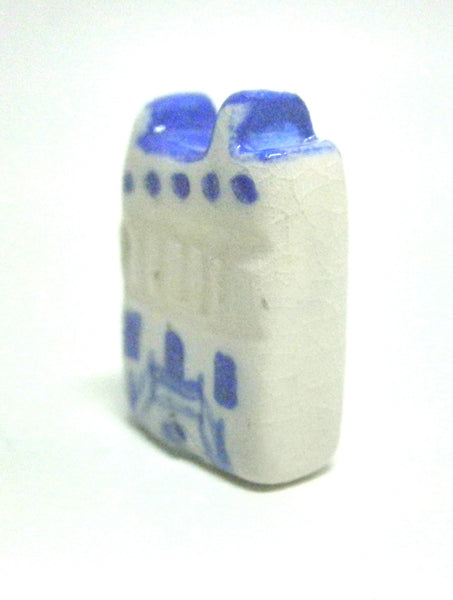 Miniature artist handmade ceramic Dutch cottage P