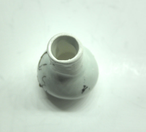 Miniature ceramic vase with hair decoration on celadon - d