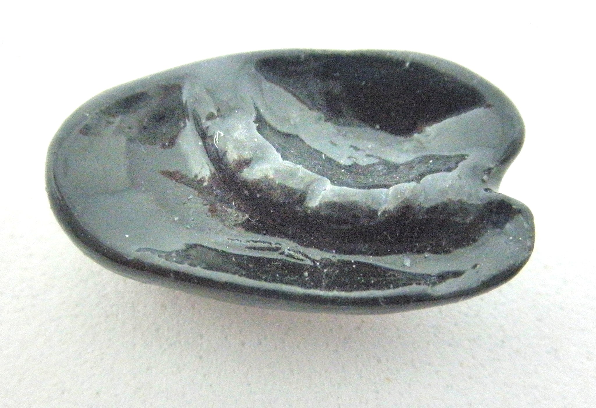 Miniature mid-century wide ashtray - lack