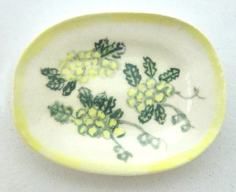 Miniature Majolica ceramic plate with yellow grapes