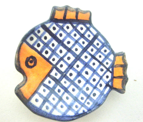 Miniature round fish serving dish
