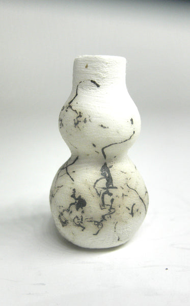 Miniature ceramic small vase with hair decoration - K