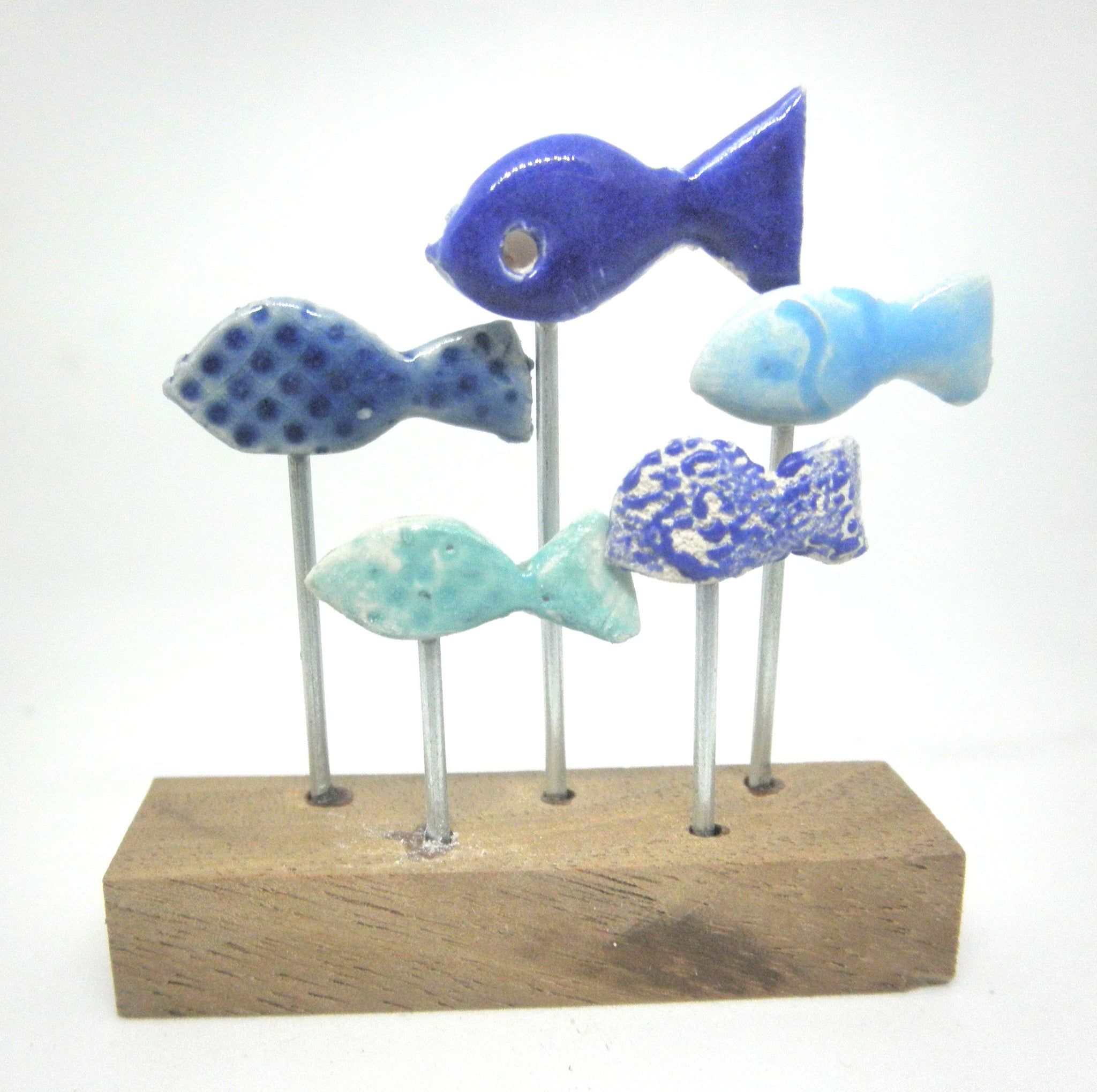 Miniature beach decor fish sculpture blue - C