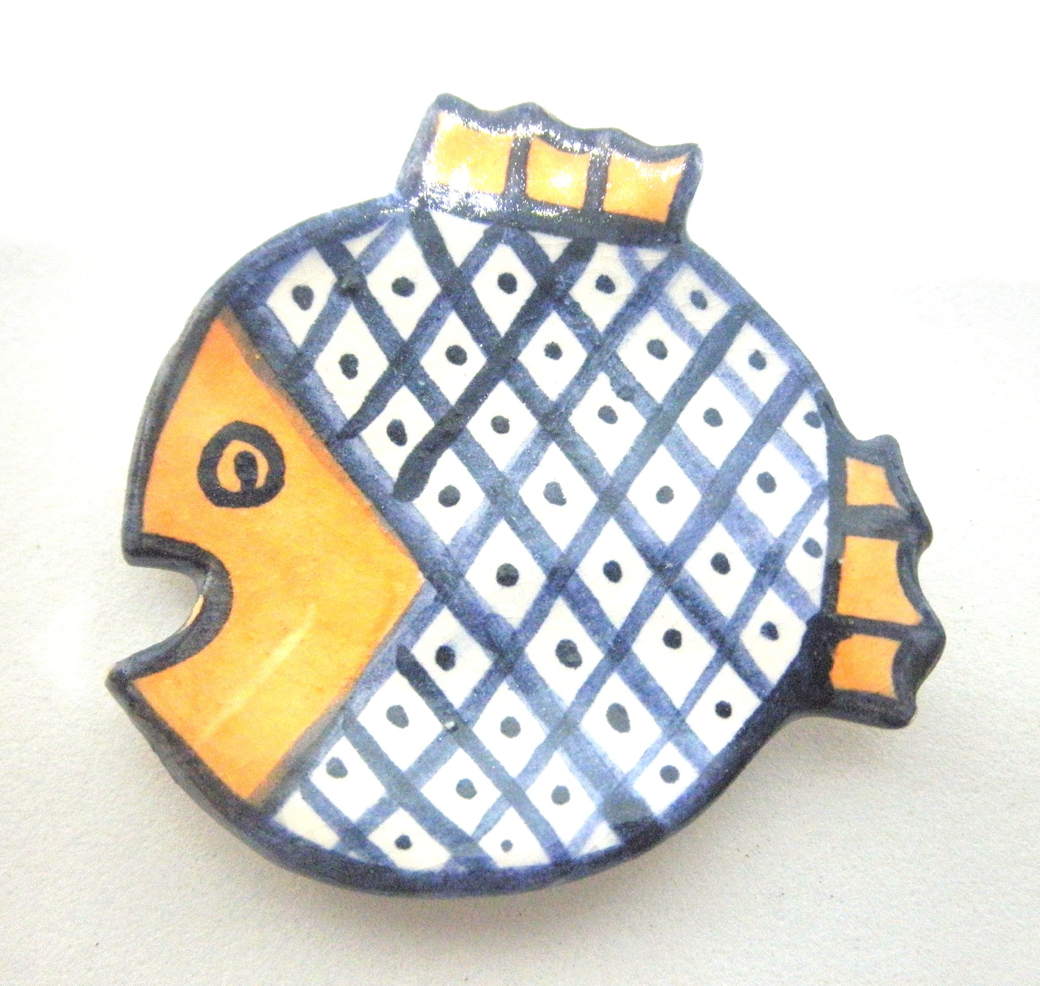 Miniature round fish serving dish