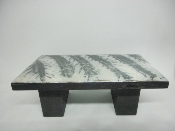 Miniature resin coffee table black and white 1/12th scale