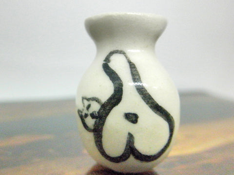 Dollhouse Miniature white vase with cat silhouette