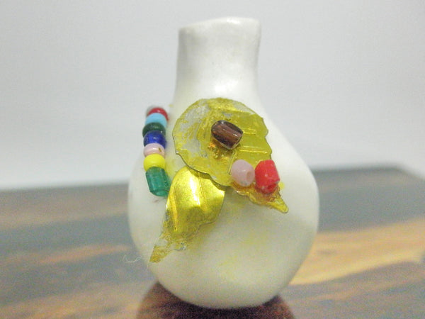 Miniature ceramic gourd vase white with beads