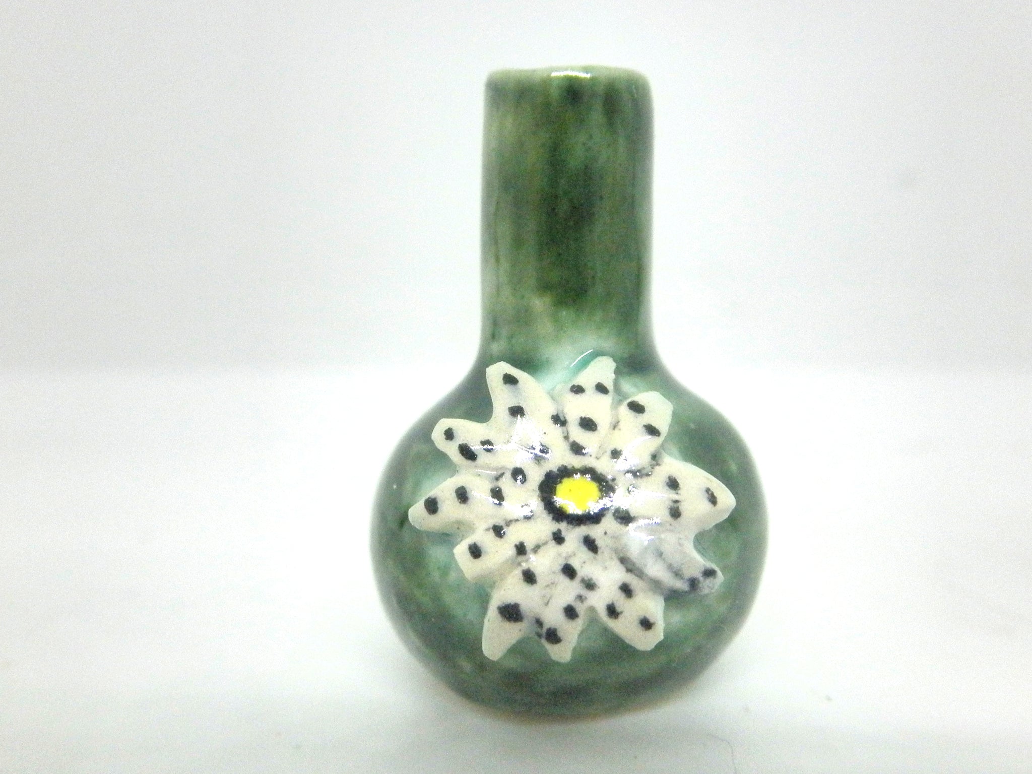 Miniature ceramic vase green with daisy