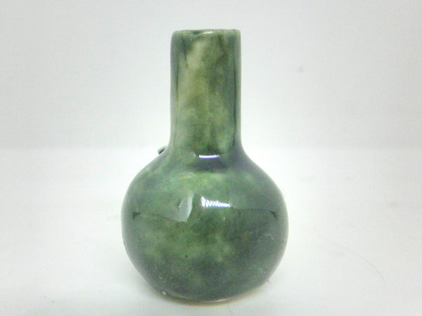 Miniature ceramic vase green with daisy