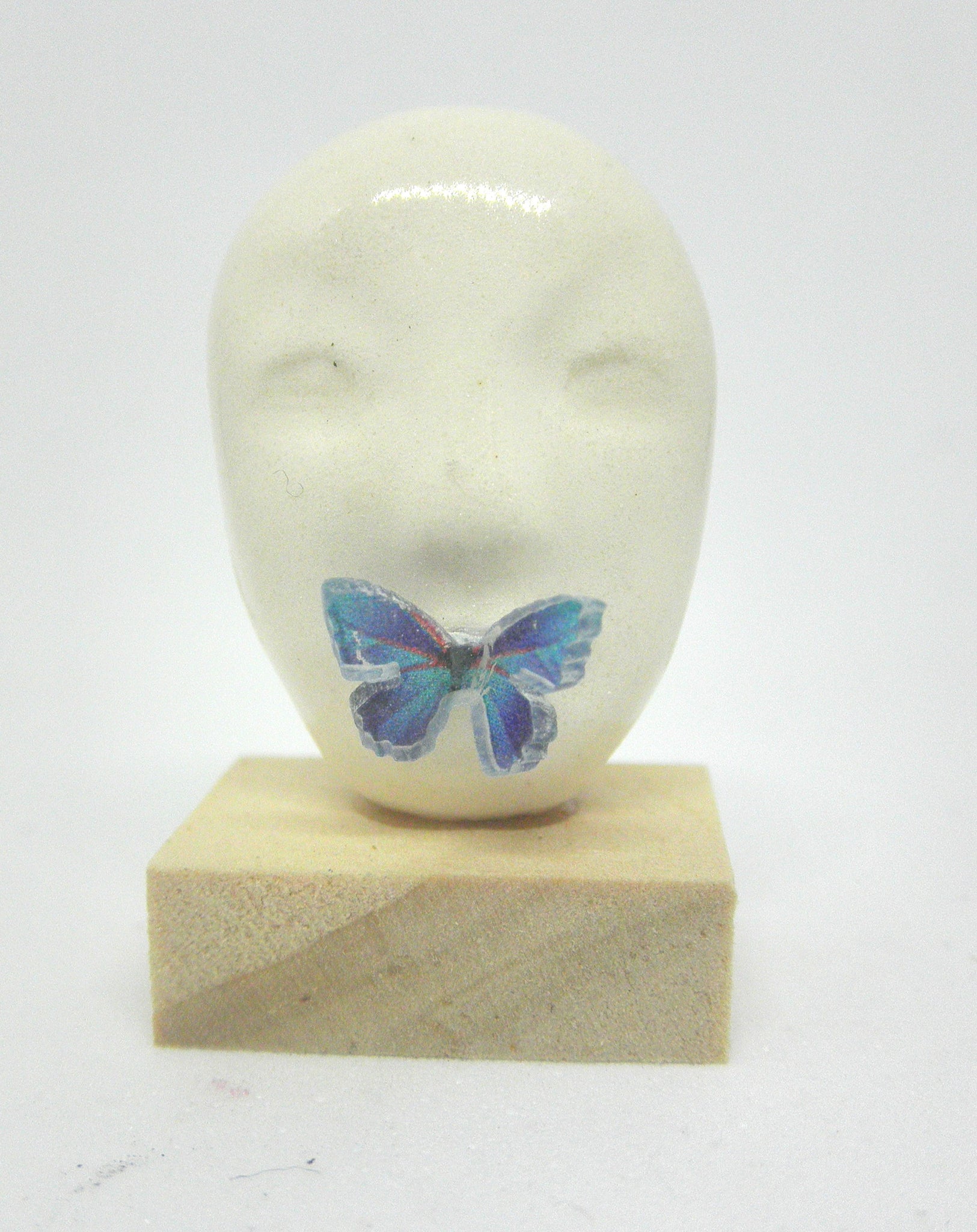 Miniature ceramic sculpture - silence of the lamb