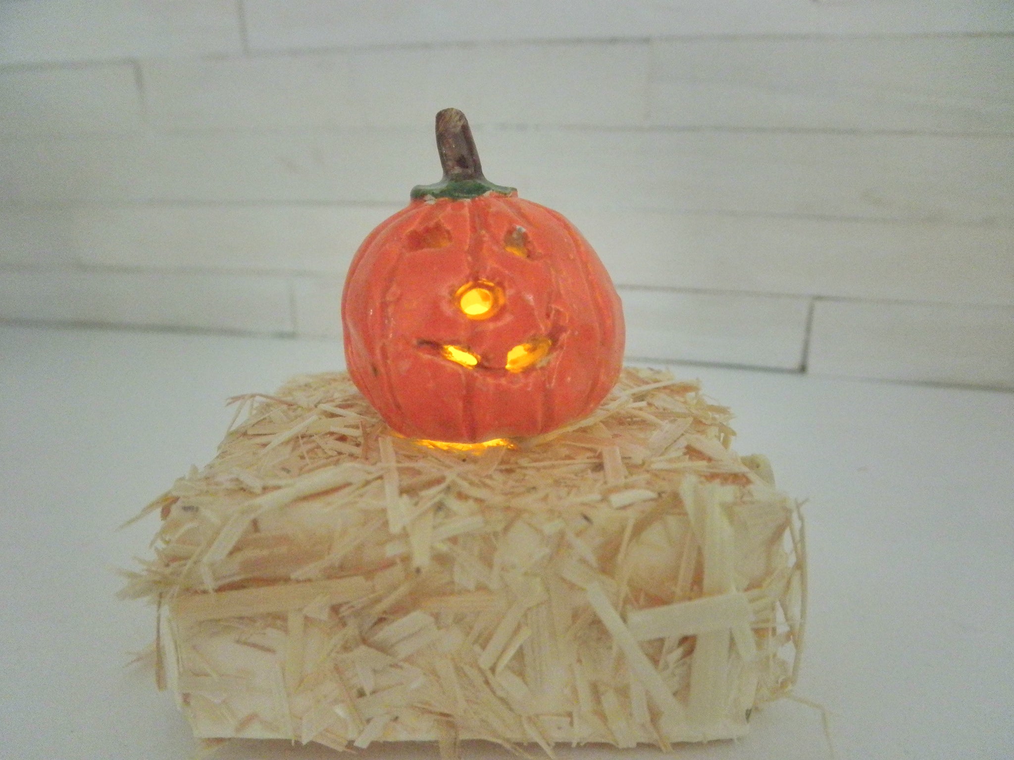 Dollhouse Miniature carved Pumpkin lit on a bale of hay #5