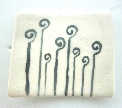 Dollhouse Miniature Black and white ceramic dish - rectangular with fern fonts