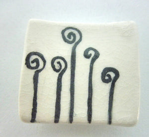 Dollhouse Miniature Black and white ceramic dish - square with fern fonts