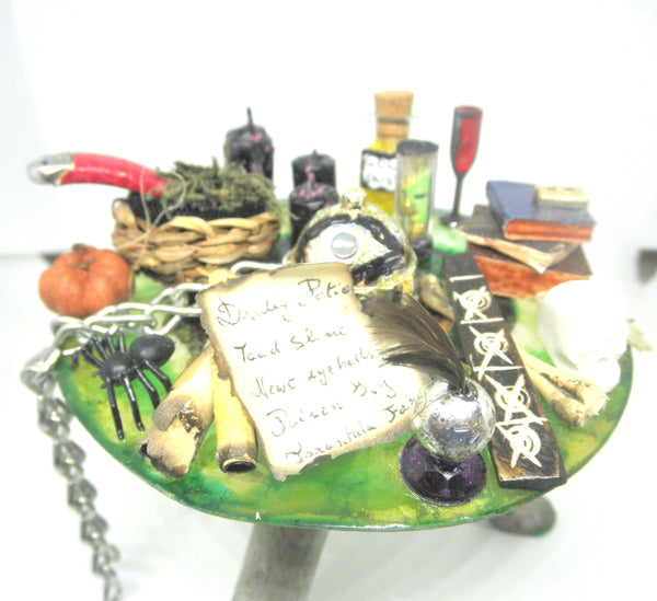 Miniature Halloween witch table #2