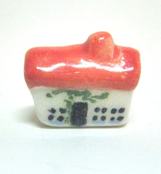 Small farm with red roof 1/12th scale