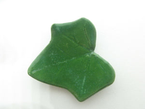 Miniature ceramic coffee table leaf - green  f