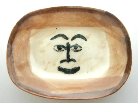 Miniature Picasso inspired ceramic plate -  beige face