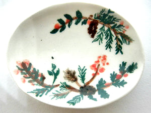 Miniature Christmas dish - spruce branches