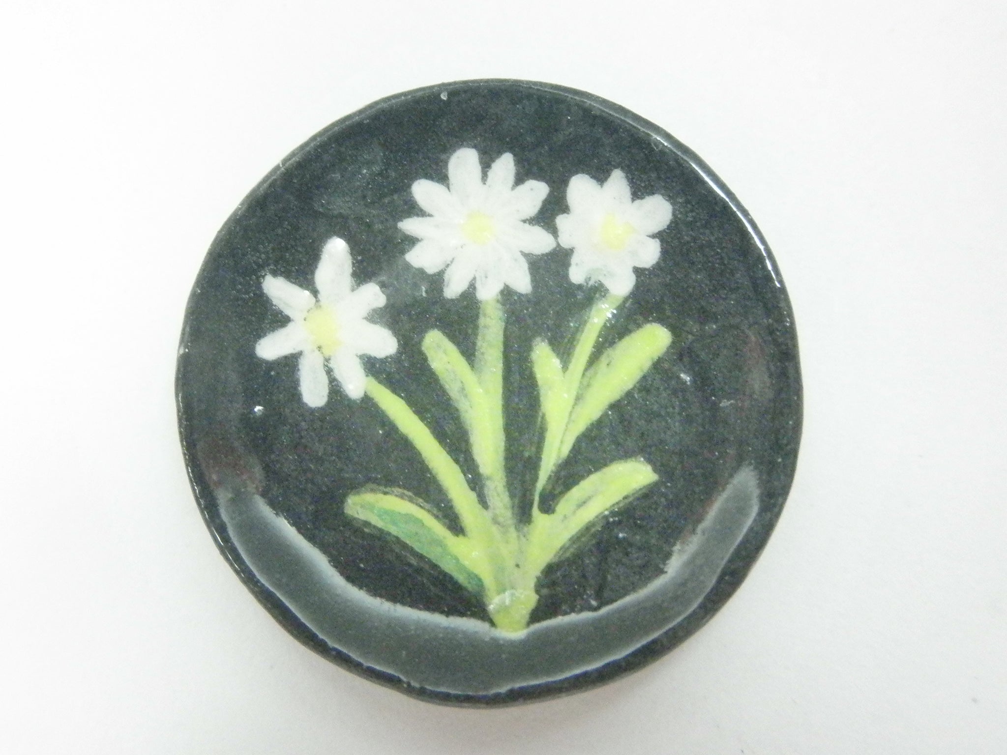 Miniature ceramic plate - 3 Daisies on black
