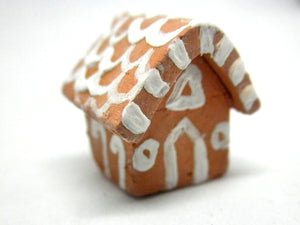 Miniature Gingerbread house -E